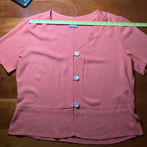 Women's Rabbit Rabbit Rabbit Designs 3-botton, short-sleeve top, coral - Picture 9 of 9